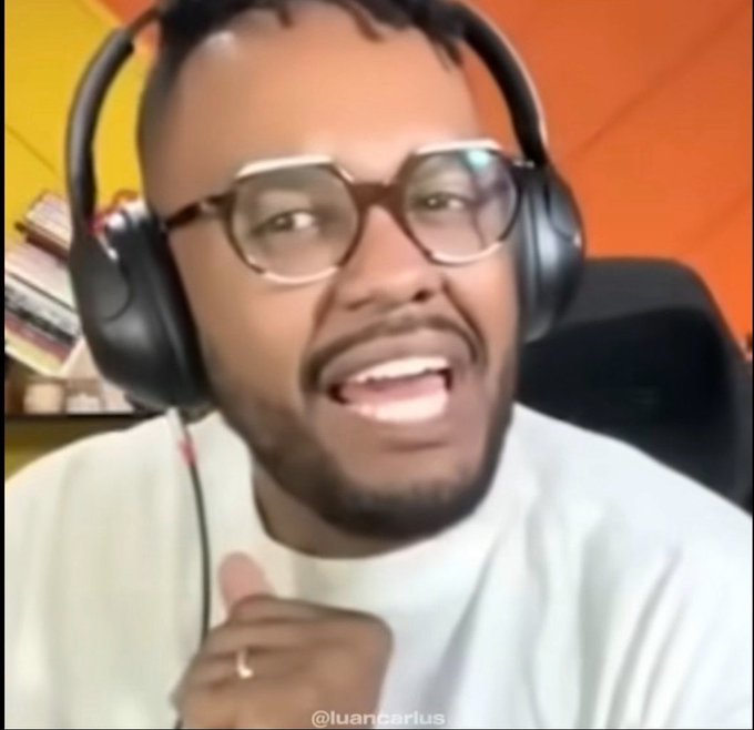 <a href="/foxxyscleo/">maze ★𐚁 - saw beyoncé!</a> Brazilian: you have a stupid opinion about my country

Stupid ass american: SO YOU CALING A BLAAAAAACK AMERICAN STUPID??? YOU ARE RACIST