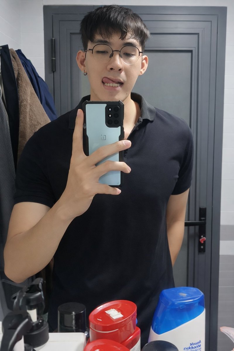 Gọi bố đi con tweet media