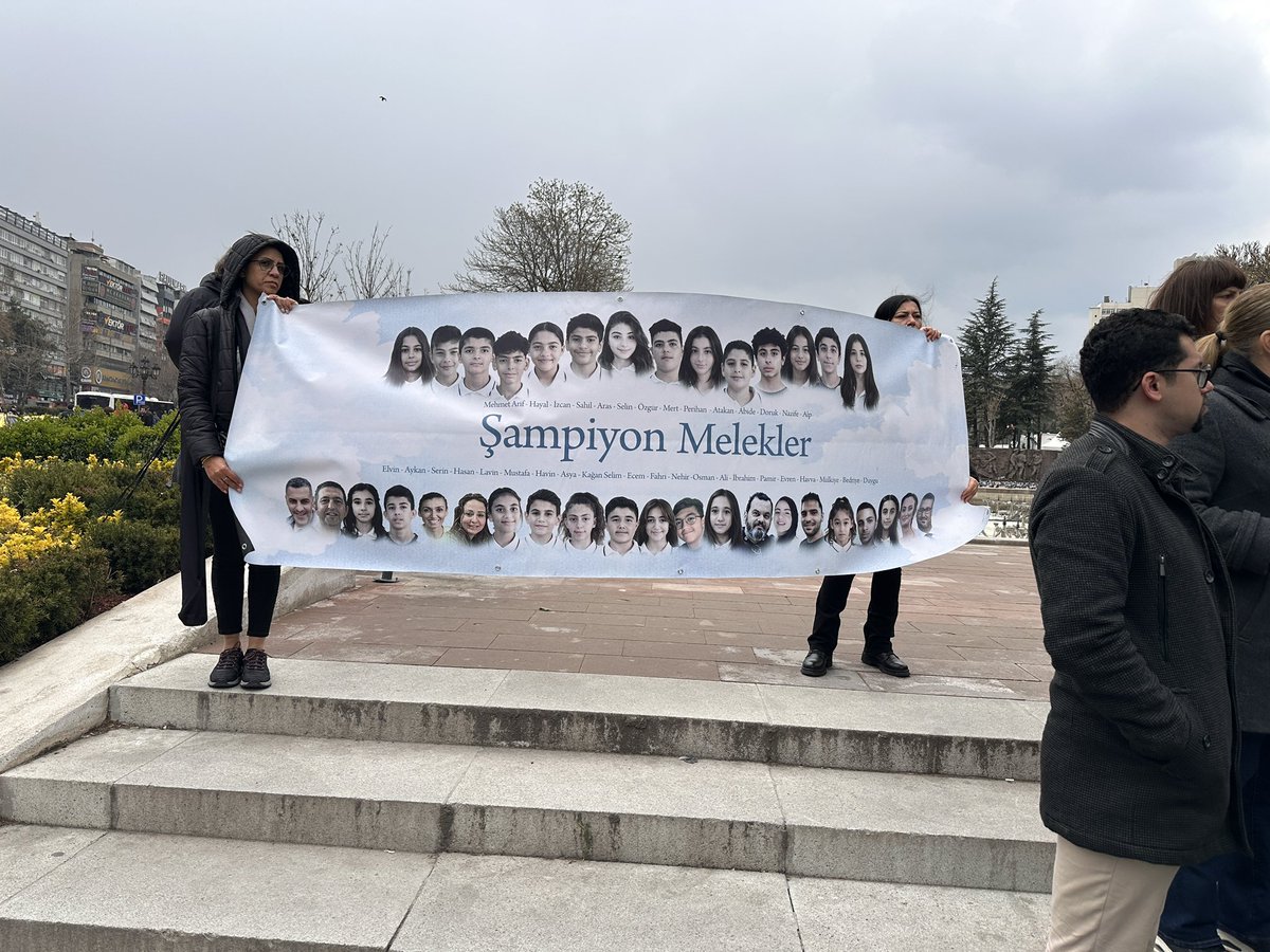 <a href="/gusholderhaber/">Gusholder Haber Bülteni</a> <a href="/CansiOzlem/">𝓞𝓩𝓛𝓔𝓜 ♟️🎄♊👸🤘🏻🌜🌞💅🏻🧡🧭🫒🎭👠🇹🇷͜͜͡͡✯</a> Bu mu adalet? #isias davasında da 72 canın hesabı 17 yıla sığdırıldı? Kamu görevlileri serbest, hakkında kesinleşmiş ceza olan bile elini kolunu sallayarak geziyor. Cana kıyan birinin, aldığı canın bedelini gerçekten ödemediği bir yerde adaletten söz edilemez. #isiasolasıkast