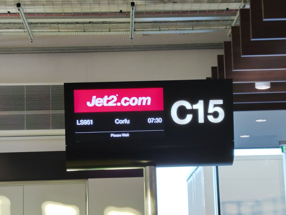mantonl's tweet image. Awaiting boarding #Corfu 🇬🇷