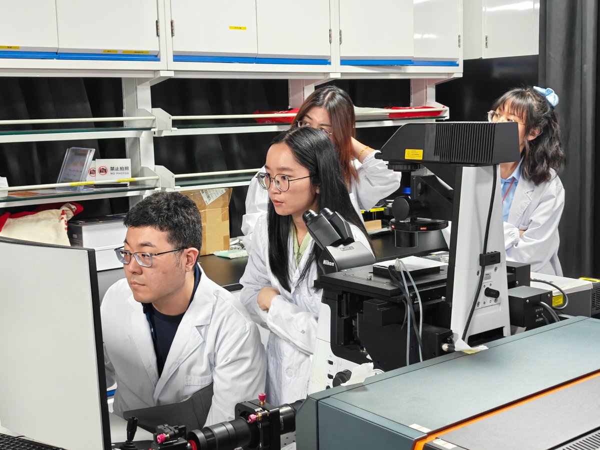 CSRBiotech's tweet image. ✅ APAC distributor training – done &amp;amp; dusted in Guangzhou!

3 days of deep technical dives, hands‑on demos, and market discussions.

Big thanks to our partners for the great energy and collaboration. Together, we bring super‑resolution imaging further across APAC. 

#Microscopy