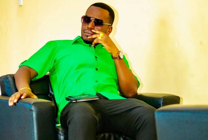 Dr. Sisimizi tweet media