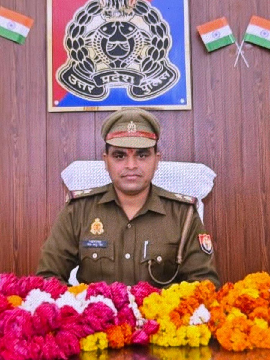 बरेली : खुले में शराब पी रहे लोगों को मना करना पड़ा महंगा

➡शराबियों को चौकी इंचार्ज दारोगा ने जड़ा थप्पड़
➡नशे में युवक ने भी दारोगा को मारा थप्पड़
➡बारादरी थाना के सतीपुर चौराहे के पास की घटना

#Bareilly #Police #UttarPradesh <a href="/bareillypolice/">Bareilly Police</a>