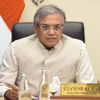 brijshyam8's tweet image. क्रोनोलाजी समझिए...👇

🔸️मुख्य चुनाव आयुक्त ज्ञानेश कुमार आगरा के रहने वाले
🔸️उनके दामाद मनीष बंहल को आज पोस्टिंग मिली "आगारा" 😳

👉 मतलब ससुराल मे ही पोस्टिंग मिल गई ज्ञानेश कुमार जी के दामाद को !!

और रोचक बात नोएडा डीएम मेधा रूपम के पति और CEC ज्ञानेश कुमार के दामाद है