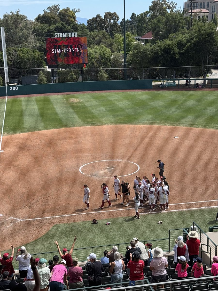 slamdunk406's tweet image. Stanford 3 NC State 1: Final. Cardinal get the sweep over the Wolfpack. Emily Jones with two RBIs. She continues to see the ball well. 

#Stanford #NCState #ACCSB