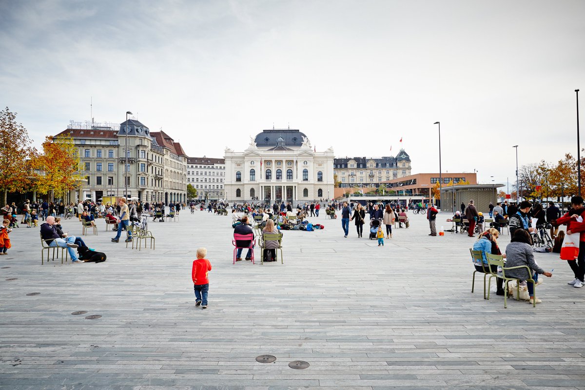 SustainEurope's tweet image. What makes Zurich such a strong choice for sustainable meetings? Not slogans, but a city that works: clean mobility, credible venues, climate ambition and liveability at human scale. Read: Zurich, Built for Meetings. sustaineurope.com/zurich-built-f…

#Zurich #MICE #SustainableMeetings