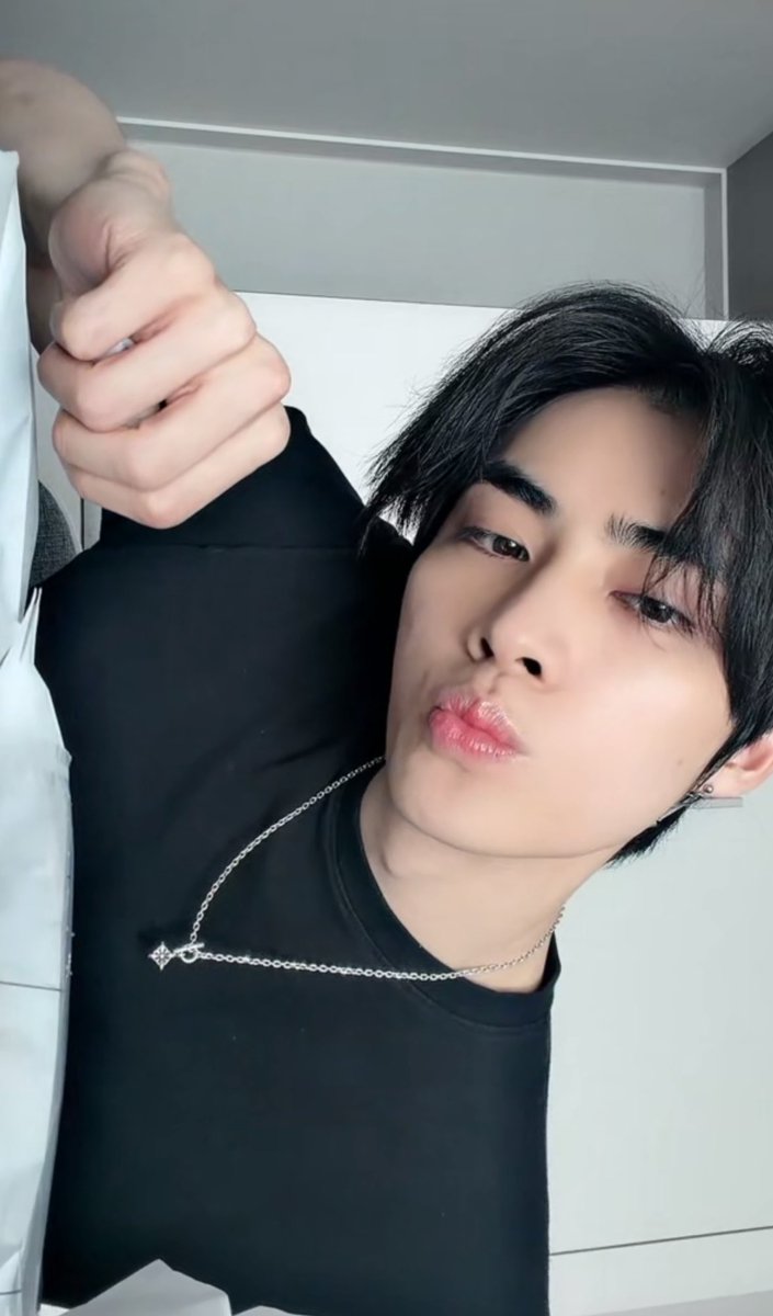 澳門流浪女 tweet media