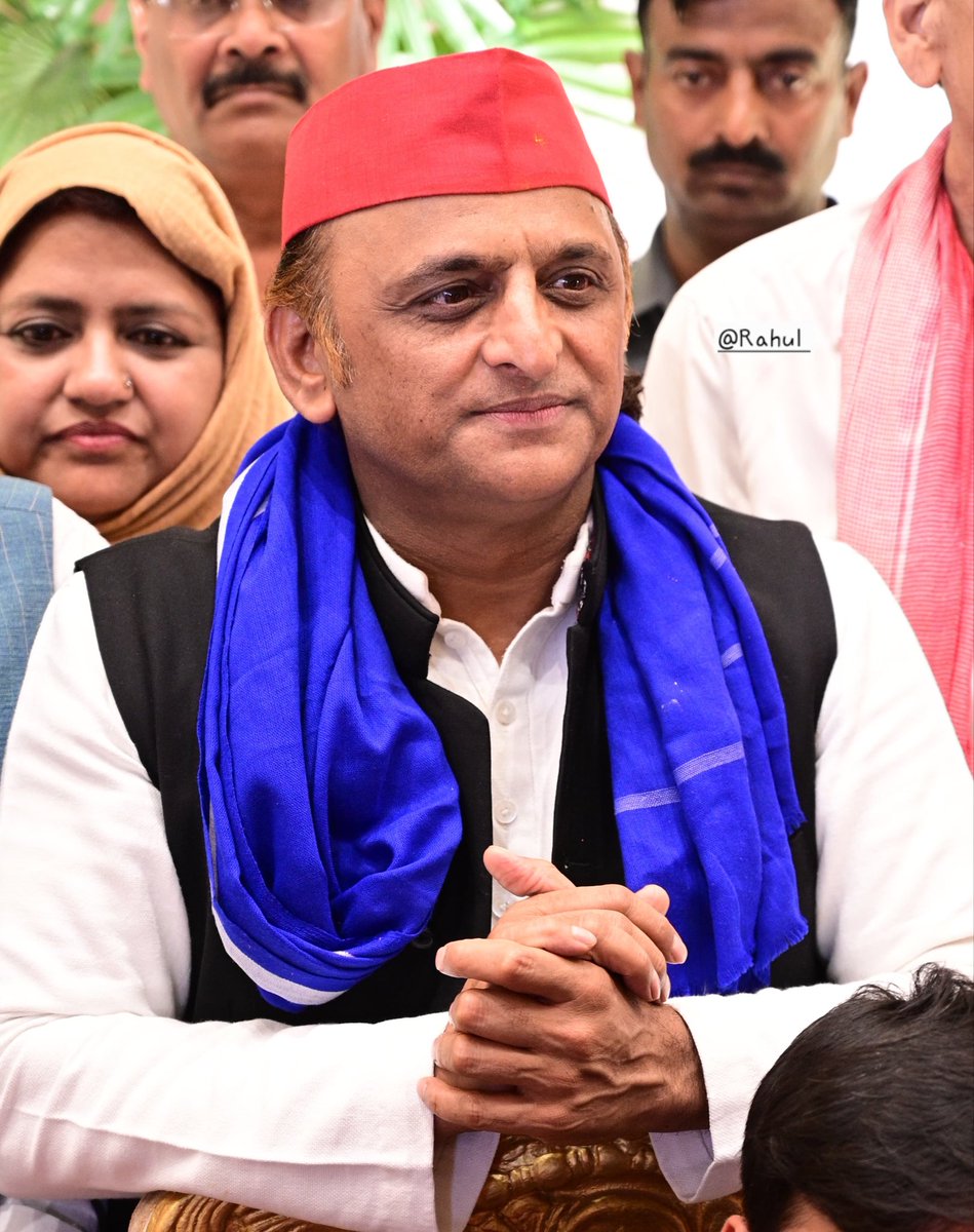 इस क़दर कोई जमाने में दरिया दिल हो सकता है क्या,
जिसकी  भी आह सुनी उसके लिए दरिया दिल हो गये।