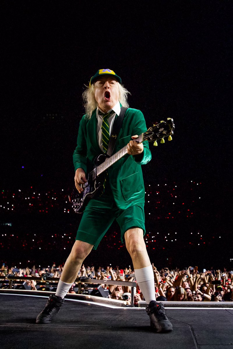 AC/DC tweet media