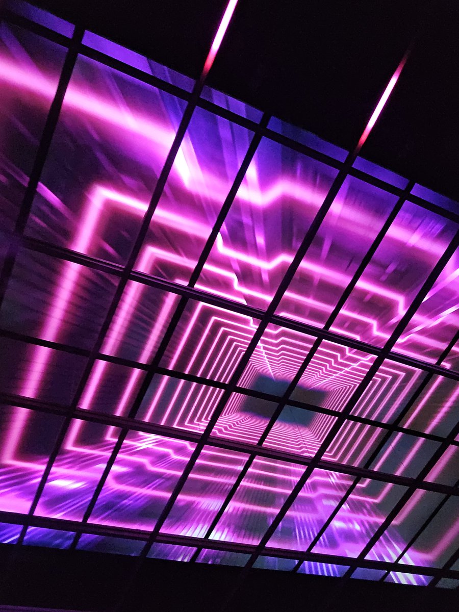 Santiago tweet media