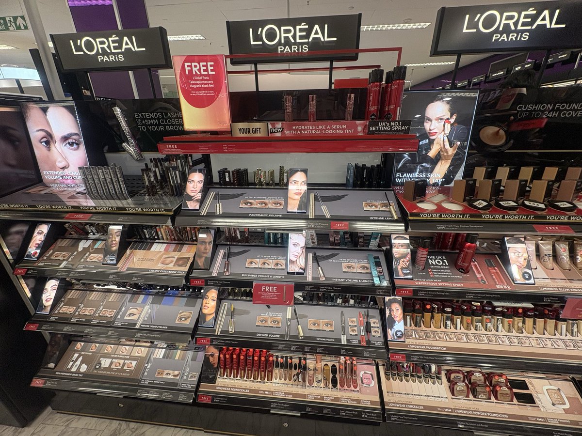 Julie 🇬🇧🇵🇭 tweet media