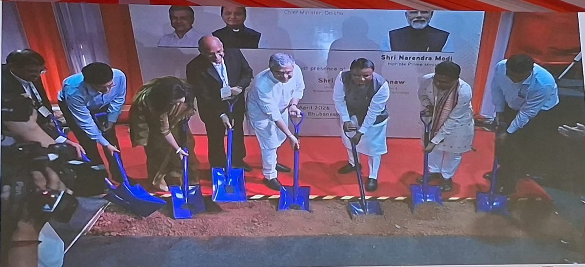 SEMIIndia's tweet photo. SEMI India welcomes the inauguration of 3D Glass Solutions, Inc.' (3DGS) Advanced Packaging Facility in #Odisha by Hon’ble Union Minister @AshwiniVaishnaw &amp; CM @MohanMOdisha. Detail: https://t.co/nypPXSHS9m https://t.co/gThAr3mPGe