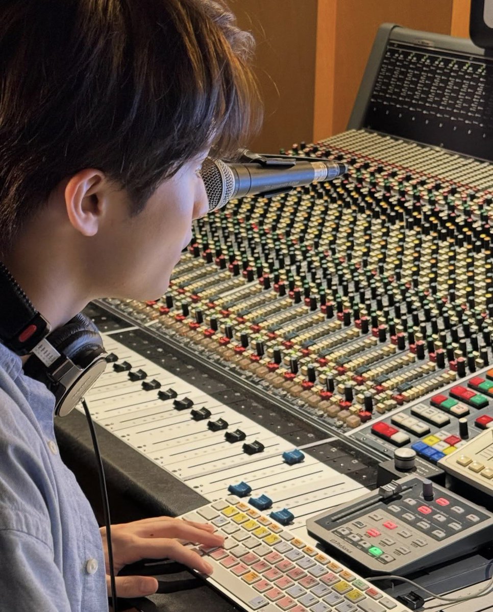 lnwmark every day i pray and cry tweet media