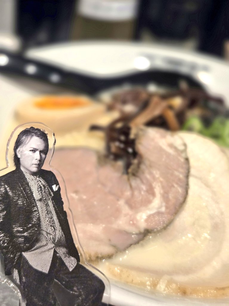 malon🌙 tweet media