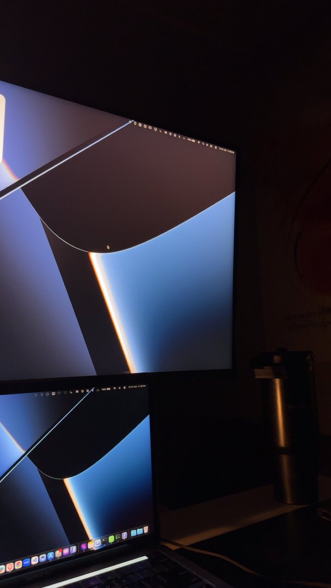 yaashkale's tweet image. I work on financial software at Oracle. Starting to think stablecoins might make half of what we build irrelevant. 
Entering a Solana hackathon to find out. 
Zero blockchain experience. 
Zero Rust experience 
Building in public.
Lfg
#SuperTeamIndia
#BuildInPublic
#Solana