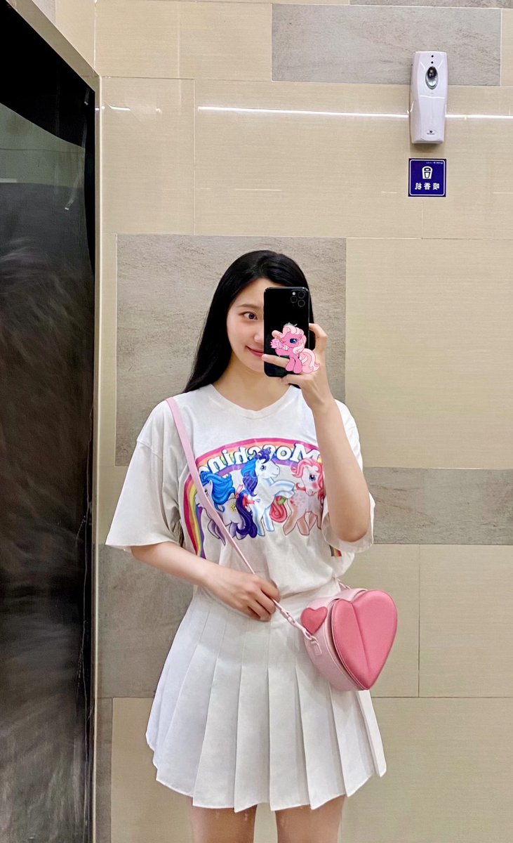 齐馨♠️ tweet media