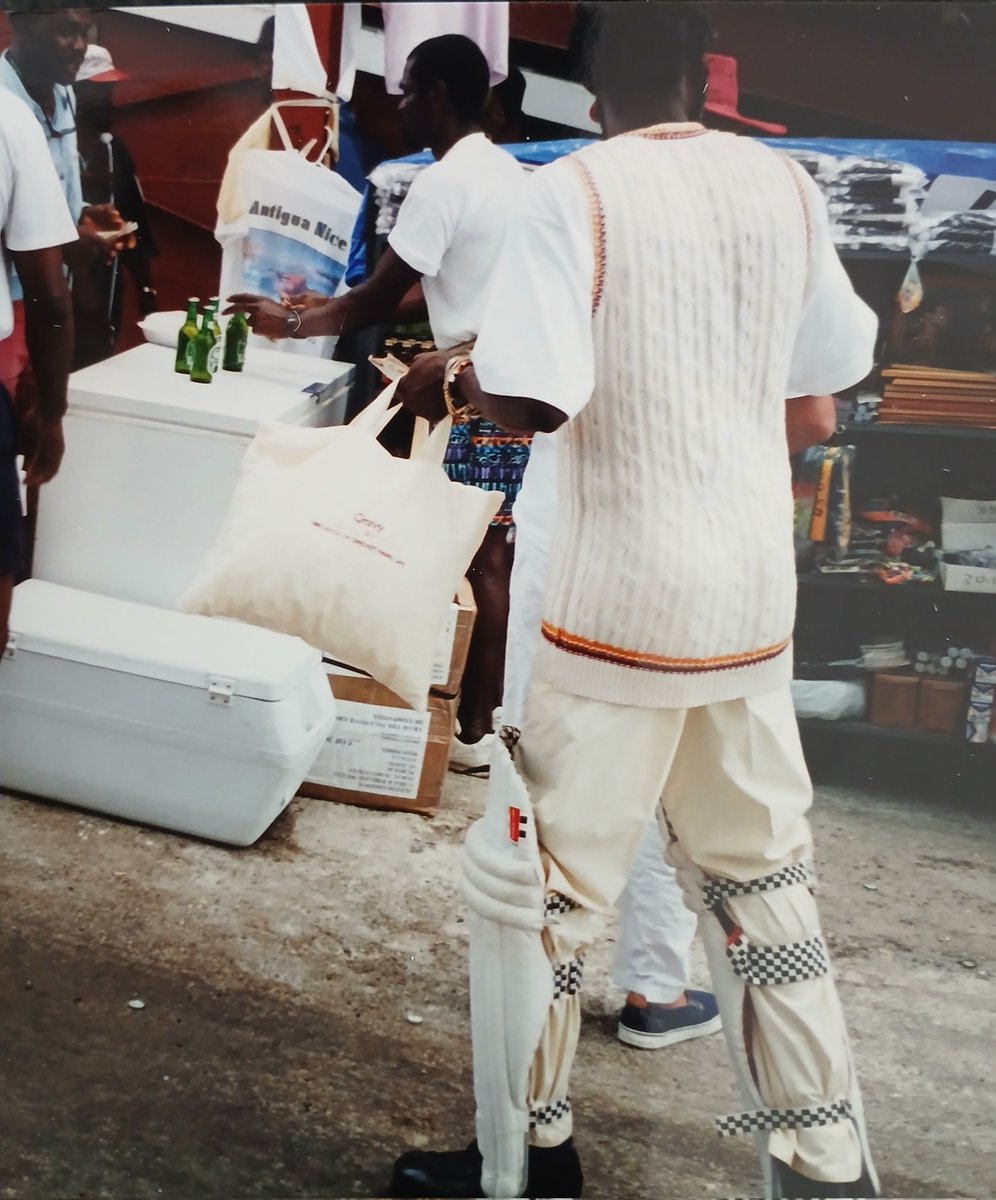 ozfranks's tweet photo. 1996 Gravy parading around in cricket gear. https://t.co/Gpr1C1Z4rA