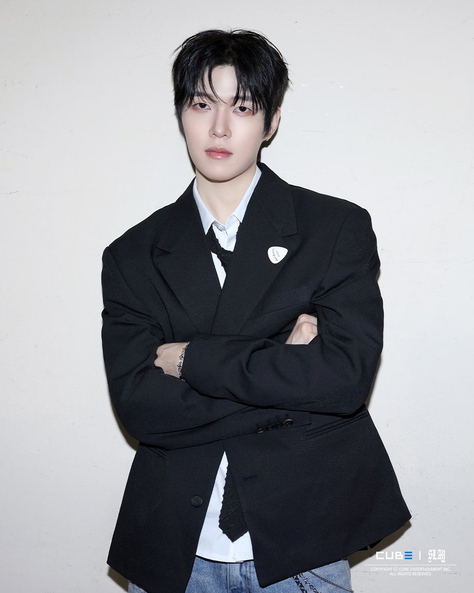 CUBE_SLAY's tweet image. [📸] SLAY (슬레이) '나타나 줘' 음악방송 Behind Photo #1

#SLAY #슬레이
#나타나줘