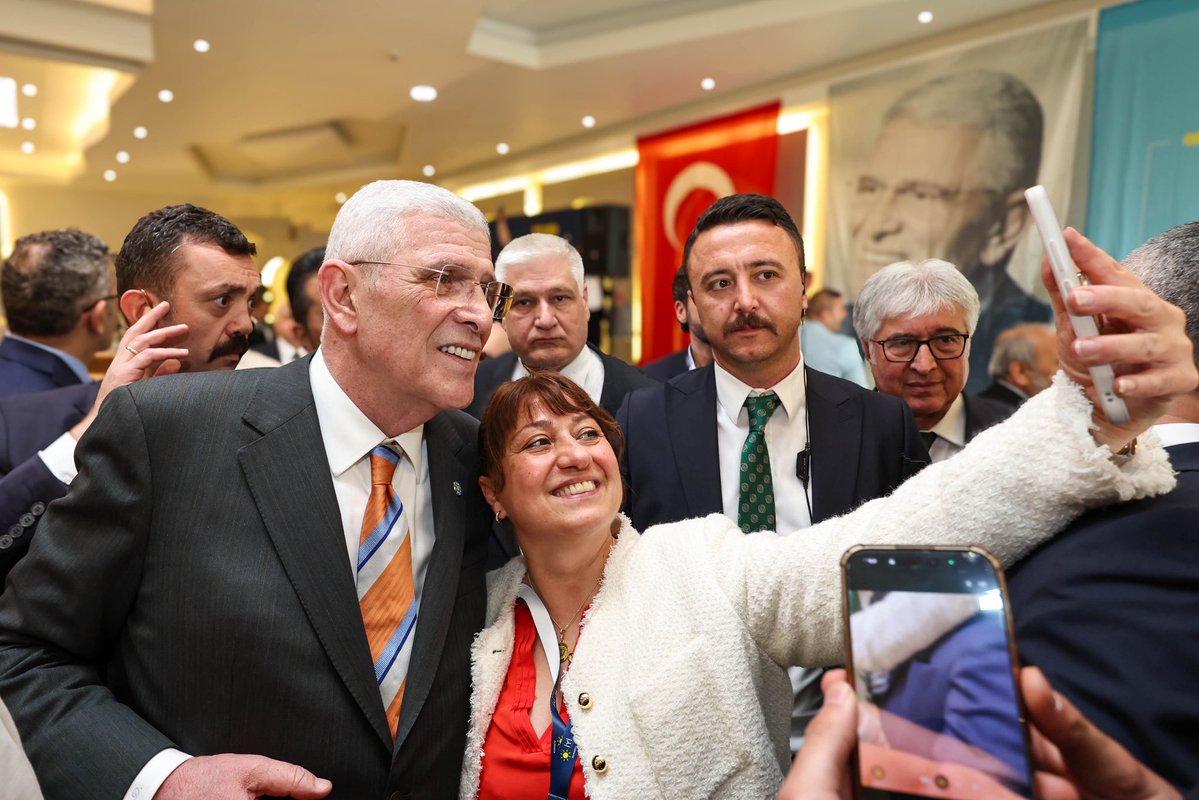 İYİ Parti tweet media