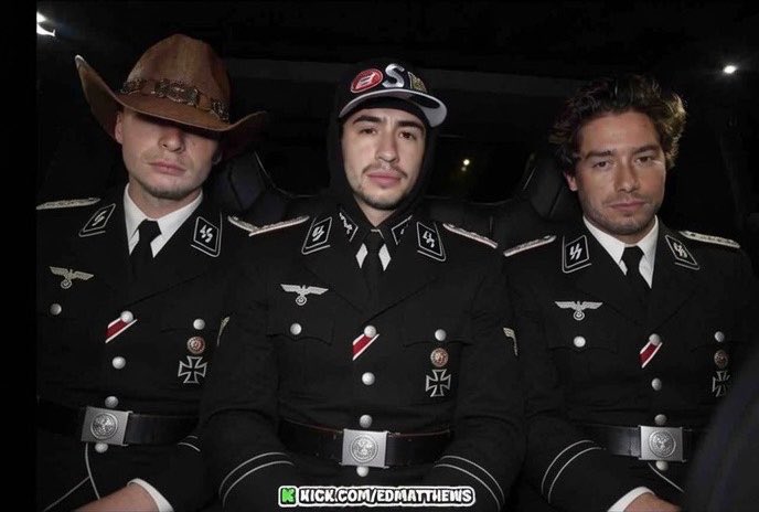 Clavniggular tweet media