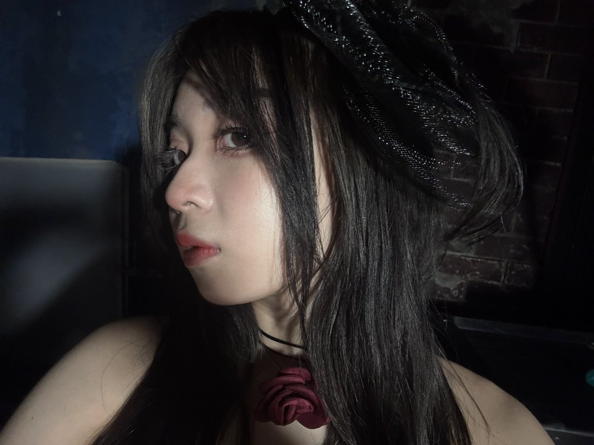 serina_ooo09 tweet picture