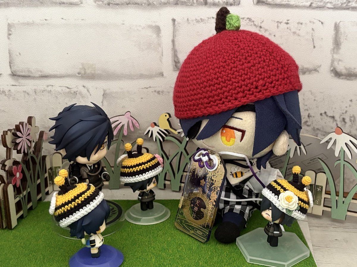 こりはおみまげのおまもりすわ✨

きれいすわね
おねがいごとがかないますようにすわ

ちちち
けきちあ？
はわいちあ？
ひかぜいごおくちあ？

煩悩多すぎねん💦