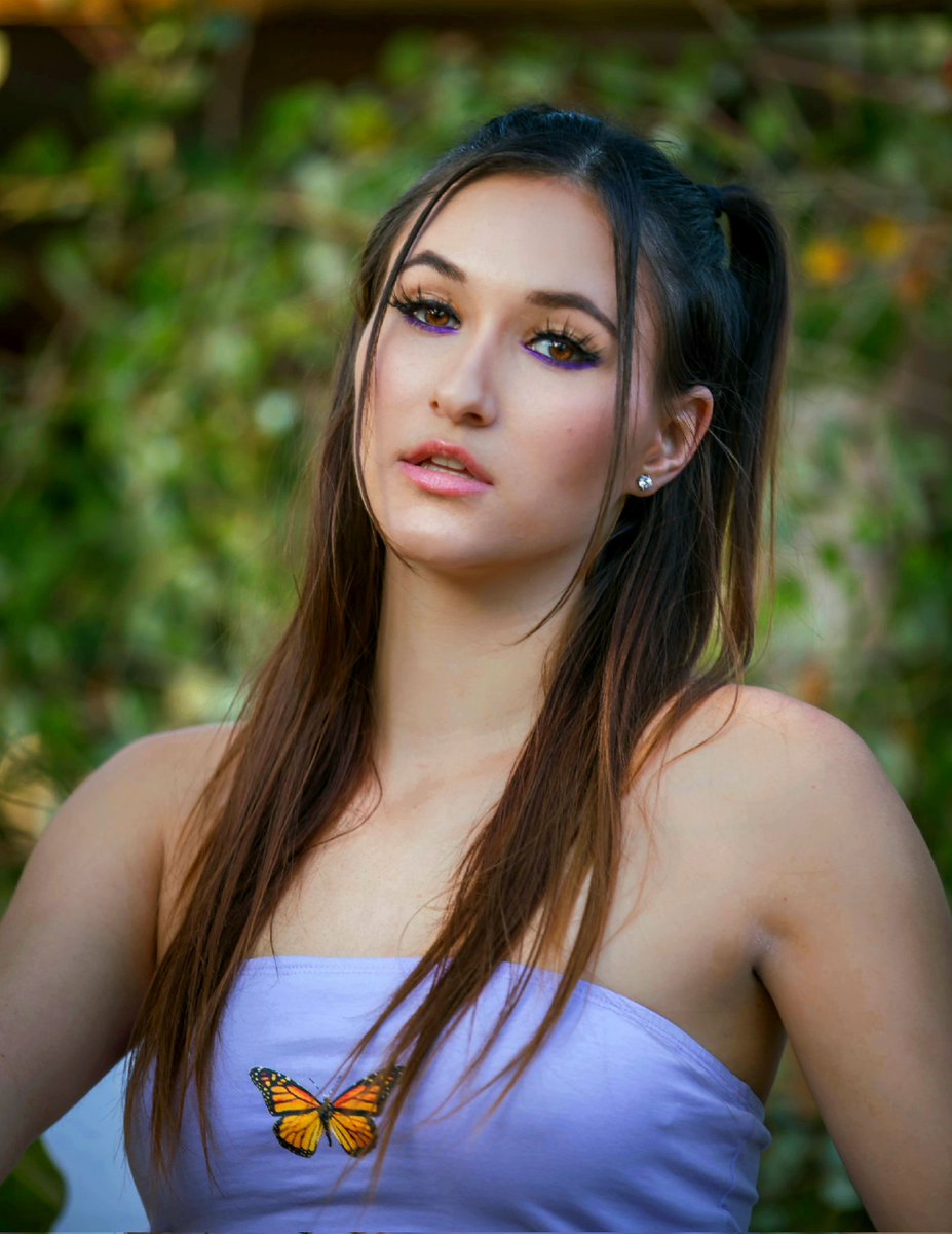 Kiley Rae tweet media