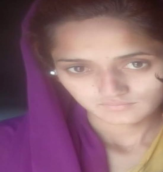 ayesha16g's tweet image. #Pakistan:15yr old #Christian girl abducted,raped, forcibly converted &amp;amp; married to her kidnapper—Ali Murtaza,while her family begs for justice. And police? Refusing to act. This isn’t just failure,it’s injustice in plain sight. How long will this be ignored? #StopForcedConversion