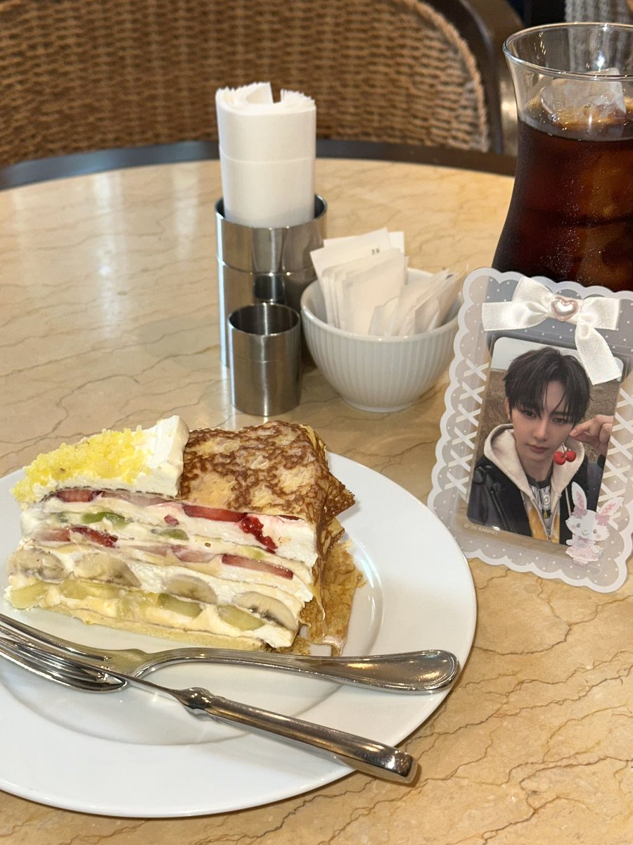 🍨 tweet media