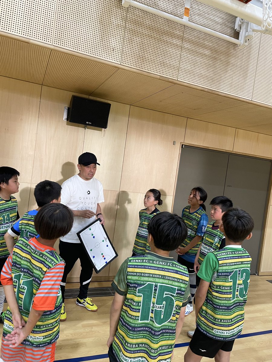TyCoach's tweet photo. セレソンが、府中アスレティックFCジュニアさんに胸を借りて、初練習試合を行いました！ 

府中アスレティックFCジュニアさん、ありがとうございました！

GENKI FC セレソン体験受付中
https://t.co/DOm7hmPgWX

#ジュニアフットサル府中
#ジュニアサッカー府中
#ゑえやん https://t.co/yqmzRPxxQ0