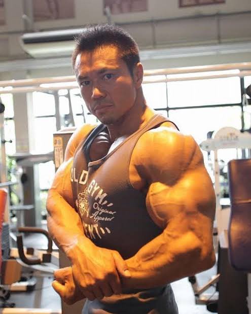 BBマニア tweet media