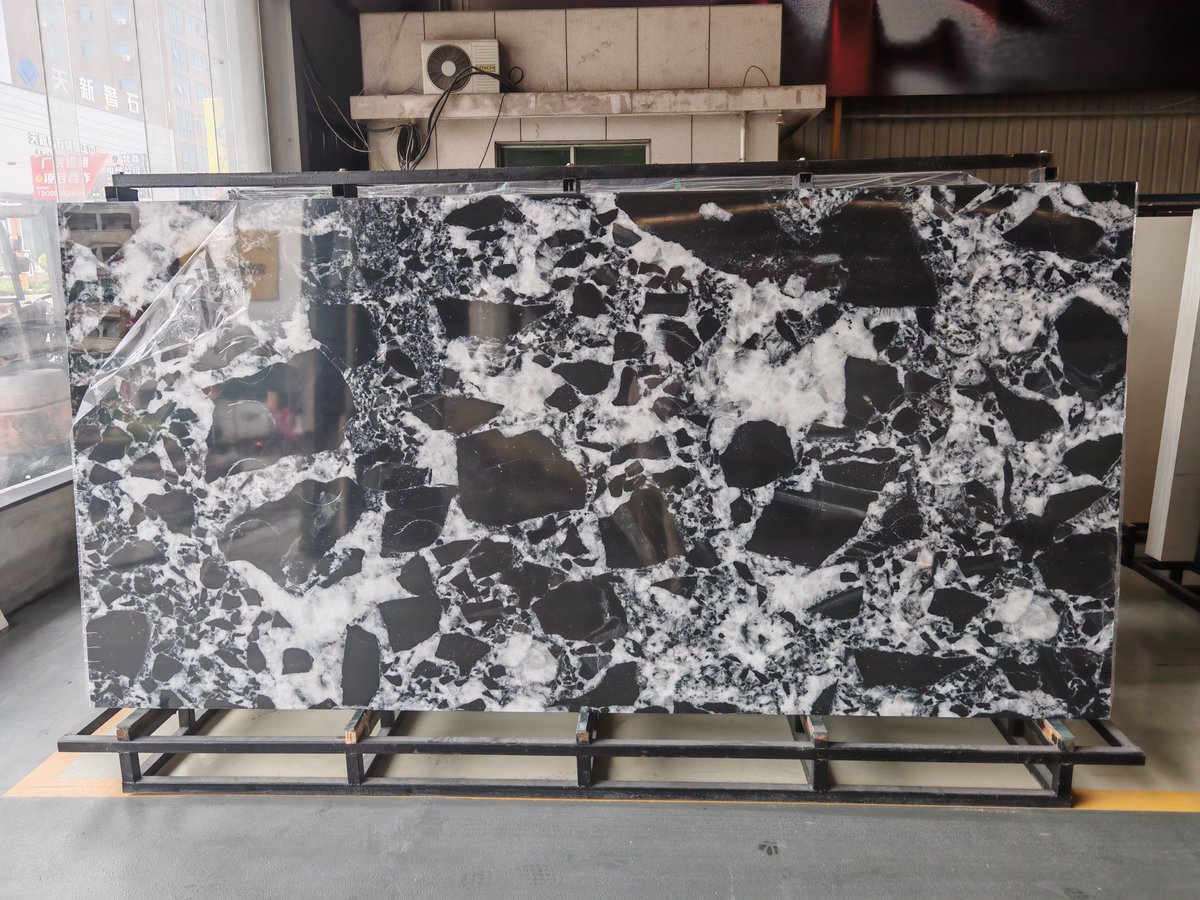 TinaQiuuu's tweet image. Italian sintered stone. Where art meets architecture.
#sinteredstone #sinteredstoneslab #italiansinteredstone #italianstone #italiandesign #luxurysurfaces #designexcellence #highendstone #largeformat #italianengineering #factorydirect