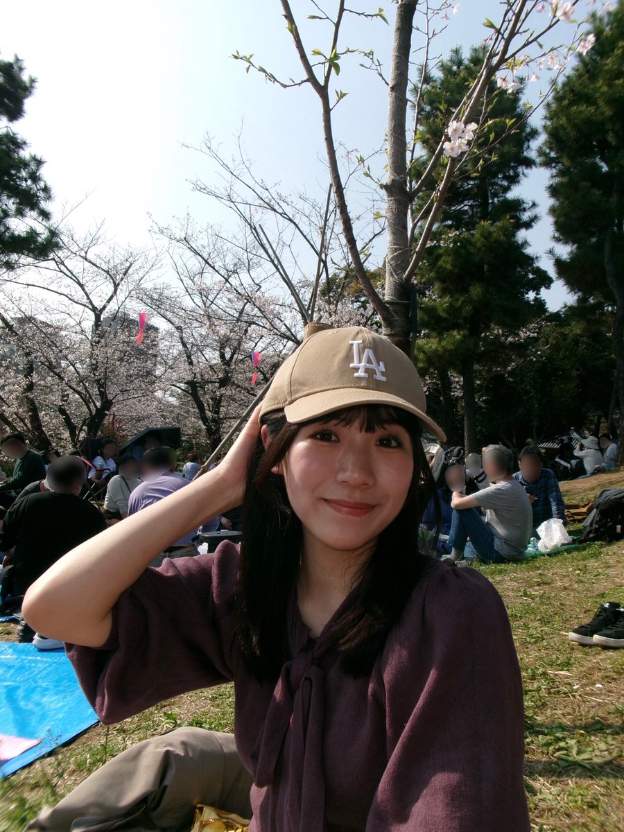 mimi__0818's tweet photo. 今更ながらお花見の投稿🌸

今年もたくさん見ることができてよかったです！！
私はこの時期花粉と度々戦っているのですが(今も🤧)それにも打ち勝つ桜の美しさでした💭

また今新しく挑戦していることがあります！早くご報告できますように😌 https://t.co/0PoIkUZslL