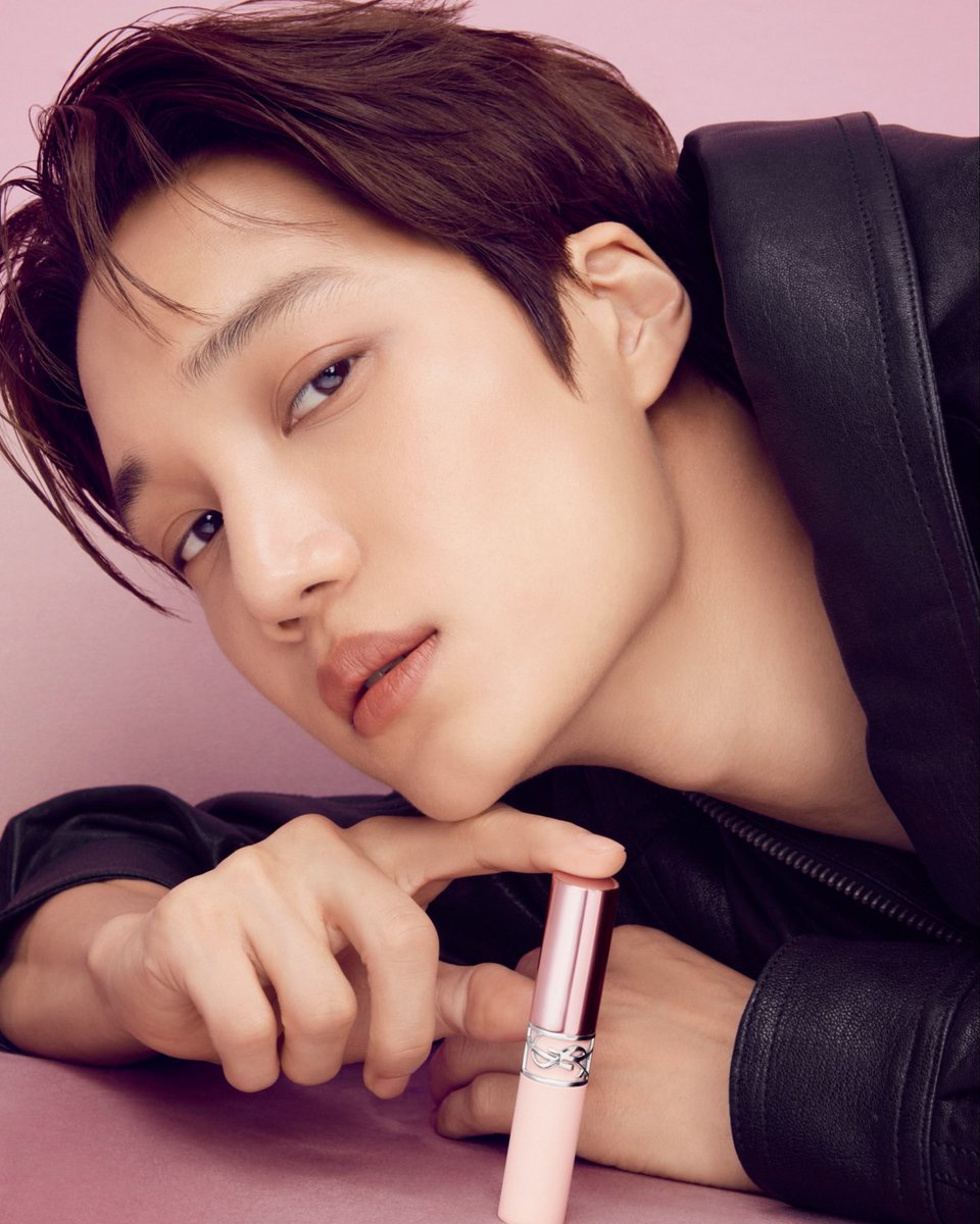 'KNOCK KNOCK!' tweet media