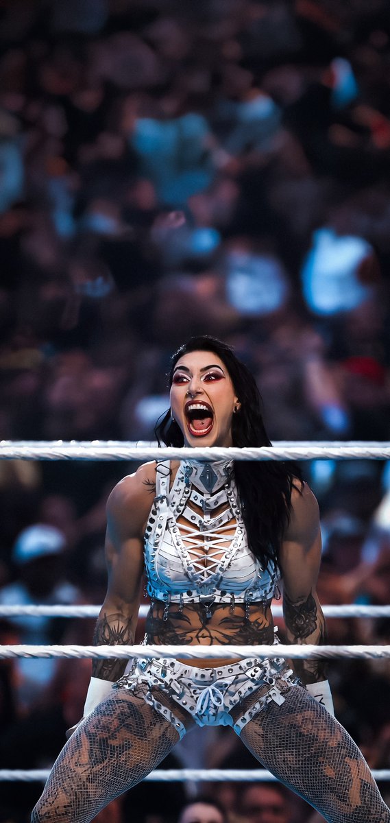 ItzVarun_____'s tweet photo. Rhea Ripley Wallpapers!

#Wrestlemania https://t.co/tIOLjdUGgh