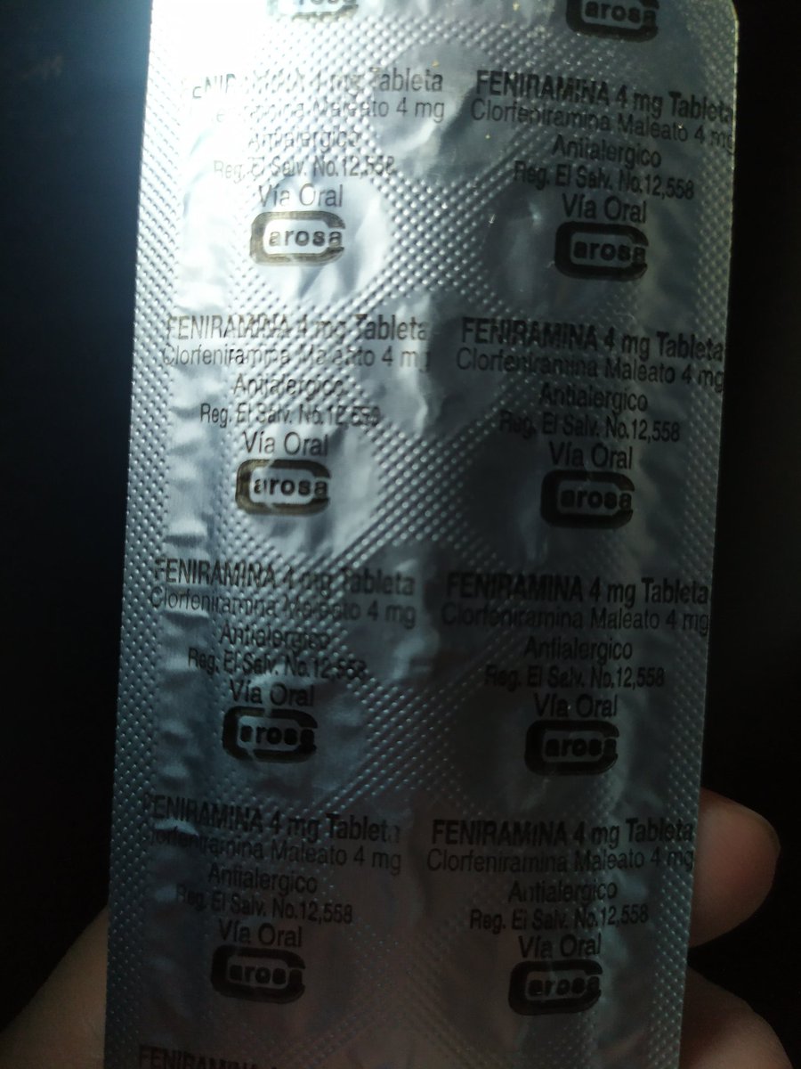 Dark90s1's tweet photo. Porque sí es tan fácil utilizar inteligencia artificial por qué no te  dicen de todos los efectos secundarios que te va a dar este medicamento @nayibbukele  @doctorsvapp https://t.co/IUQBDEgB6W