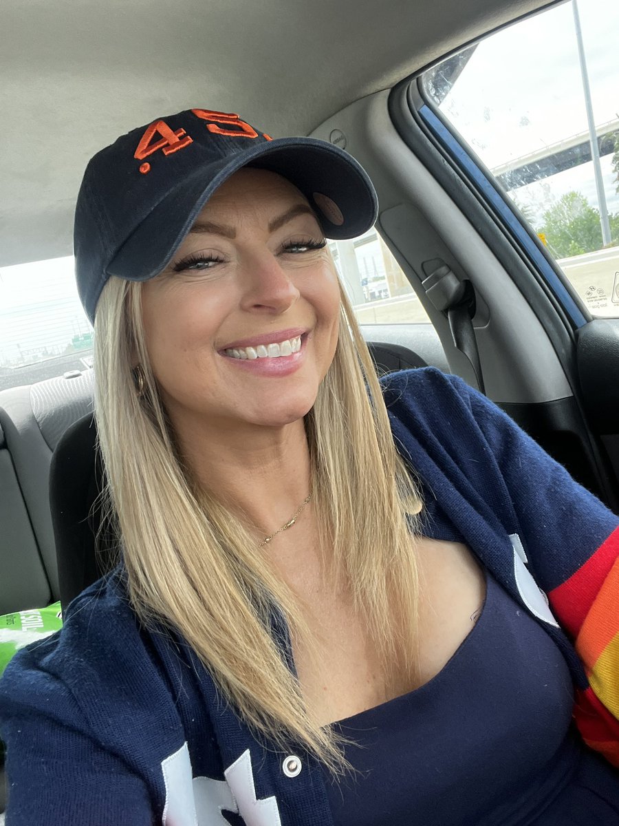 ThatAstrosGirl tweet media
