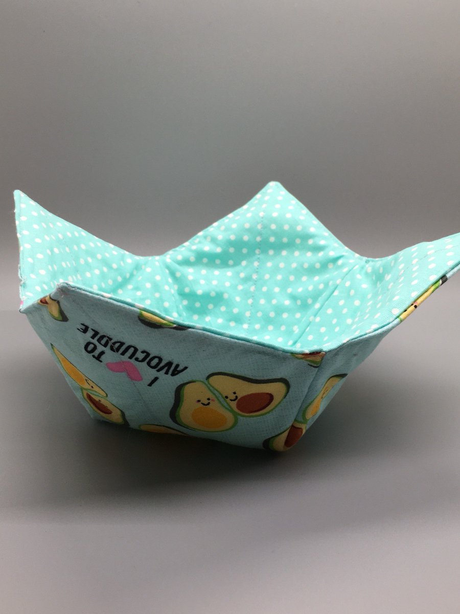 KingdomShop7's tweet image. Microwave Bowl cozy, reversible bowl cozy, Avocado bowl cozy, Christmas gifts, gift ideas, soup bowl cozy tuppu.net/f8729cdf #handcrafted #Handmadegifts #Easter #giftsunder10 #Artisancrafted #KingdomWorkshop #BackToSchool