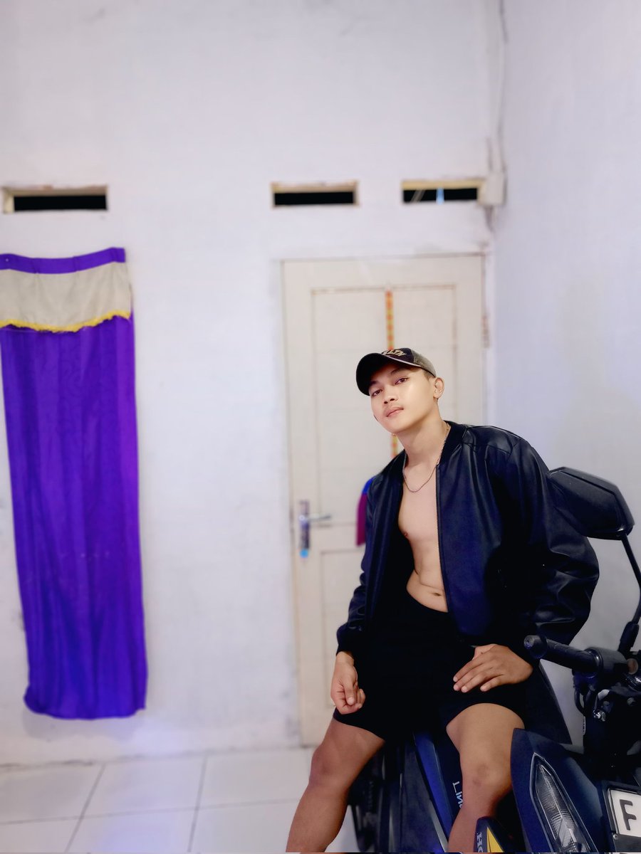 ManlyJakarta tweet media