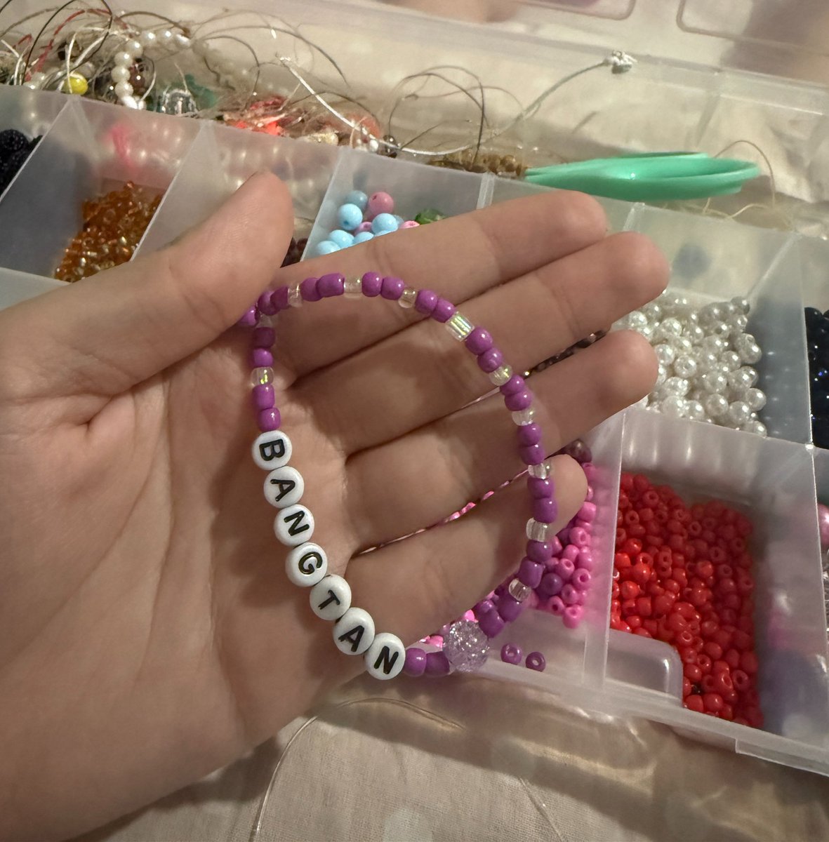 elisa 🩺 VAI VER O BTS tweet media