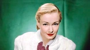 DrBuzz_Forensic's tweet image. Actress Nina Foch was #BornOnThisDay, April 20, 1924. Her career spanned 6 decades, over 50 films &amp;amp; over 100 TV appearances. Best film roles: My Name Is Julia Ross (1945), Executive Suite (1954), The Ten Commandments (1956), &amp;amp; Spartacus (1960). Passed in 2008 (age 84) #RIP #BOTD