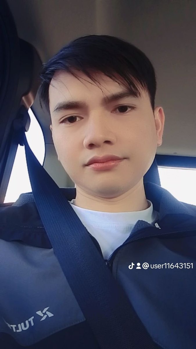 ℒ𝒾𝓌...😜😜😜 tweet media