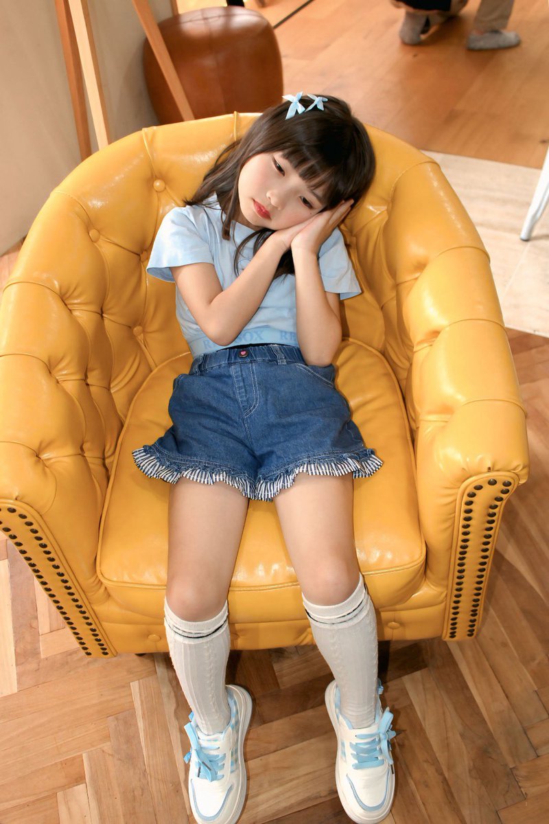 irochan_pana21's tweet photo. 2026.04.18 TIP撮影会
いろんな表情のいろちゃんを
たーーくさん撮っていただきました📸✨
いただいたシナモンのリュックを早速抱きしめて🩵✨
3枚目のおねむいろちゃんがべびみたい👶 https://t.co/hiDEYJjIie