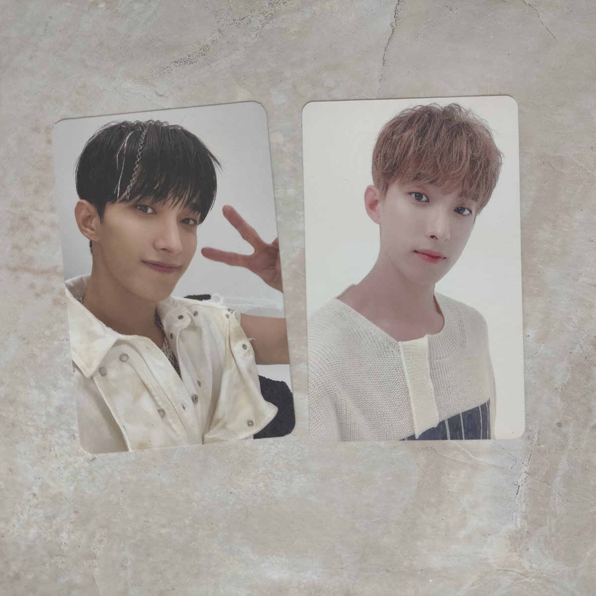 Dkdk0925's tweet image. DxS Photocards giveaway 🦋

-mbf,like,rt
-free pf &amp;amp; sf
-2 winners
-reply your favorite song from the setlist and drop the tags below.

#SEVENTEEN #DK #SEUNGKWAN
#도겸승관_세레나데온스테이지
#DxS_SERENADE_ONSTAGE
@pledis_17