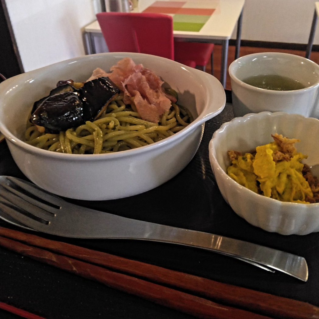 wa_cafechacha's tweet photo. こんにちは、和caféちゃちゃです🍃
今週も間もなく開店します
ご来店お待ちしております🌸

―――――――――――――
和caféちゃちゃ
〒183-0034
東京都府中市住吉町4-35-25
月～土曜日11:45～17:00営業
（ラストオーダー16:30）
――――――――――――― https://t.co/h4Xj26LiUY