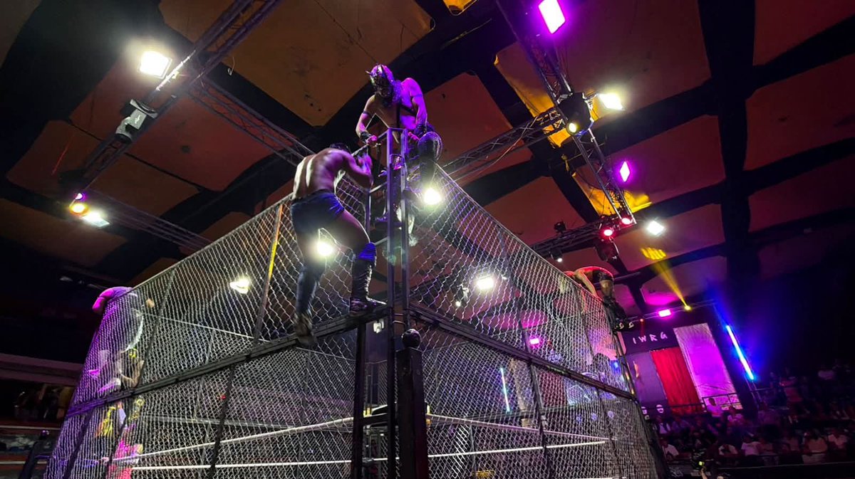 LaTijeraLucha's tweet photo. La locura en la lucha de apuestas de máscaras y cabelleras entre el talento de la escuela #FILL en contra #TryOut edición 2026, donde participaron de los representantes de casa #XDevilJr, #Sol, #Fly, #SuperBoy y #PrincipeCentauro; mientras que del equipo del torneo de ... https://t.co/6p3TmsCHwD
