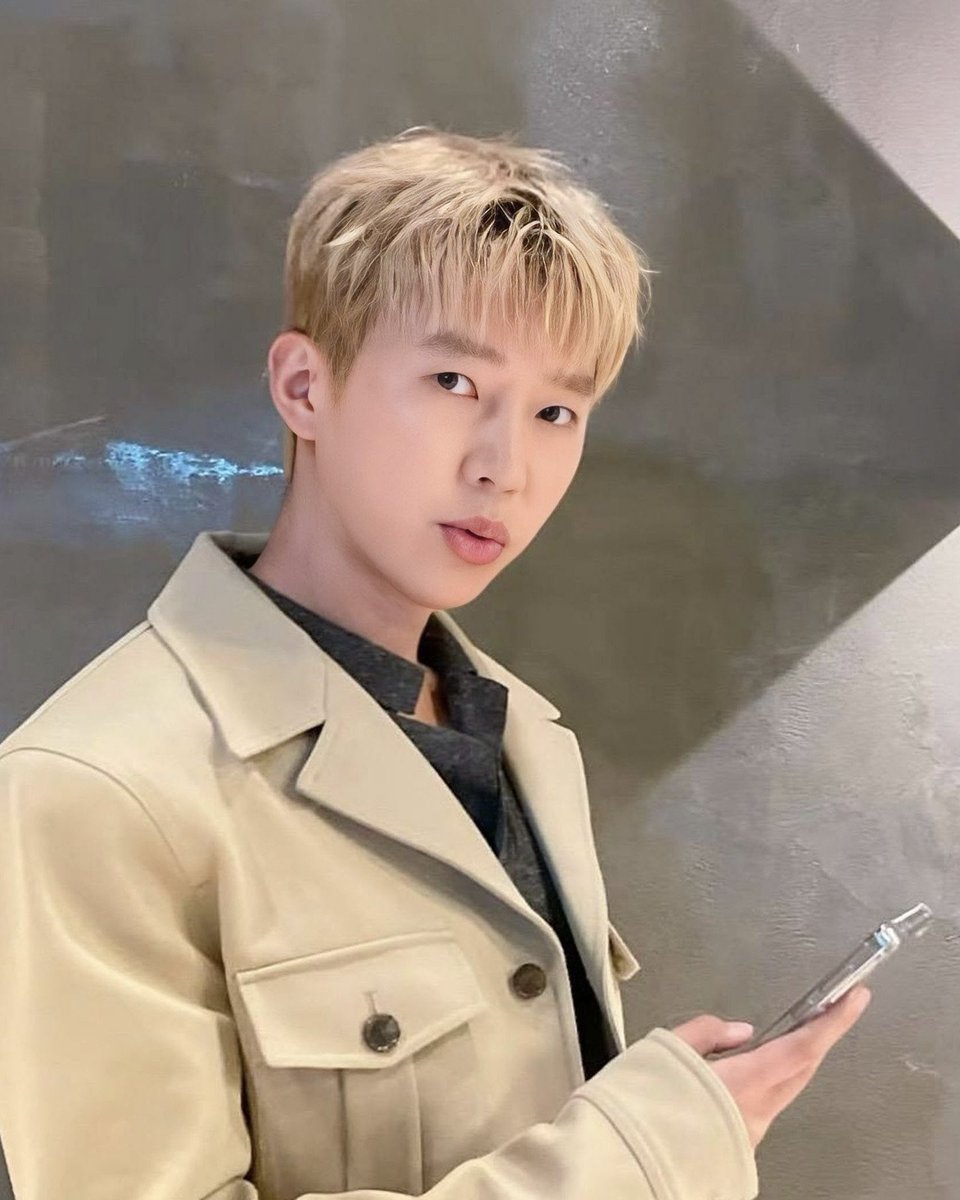 임영웅 건행🤗🩵
날보고 있는거쥐~~
#임영웅 #limyoungwoong 
#임영웅팬덤 #임영웅_음원강자 
#임영웅_kpop

출처 : <a href="/im_hero____/">.</a>
편집 : 맑은날에