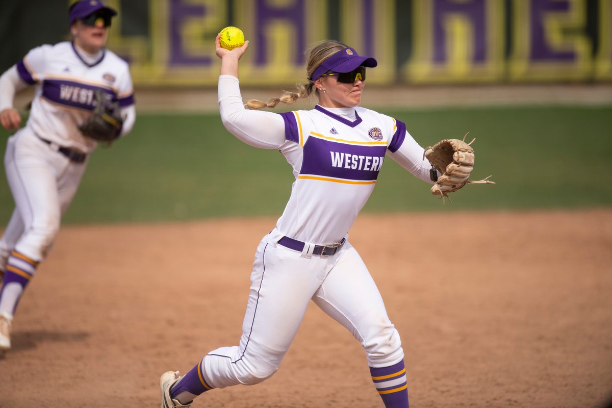 Western Illinois Softball tweet media