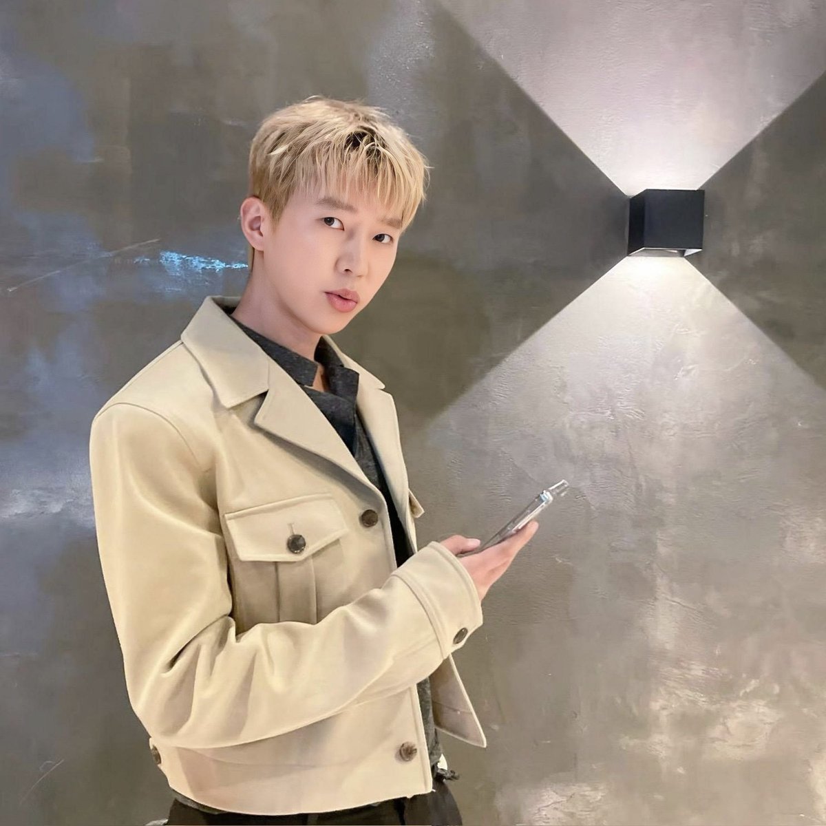 임영웅 건행🤗🩵

#임영웅 #limyoungwoong 
#임영웅팬덤 #임영웅_음원강자 
#임영웅_kpop

출처 : <a href="/im_hero____/">.</a>
편집 : 맑은날에