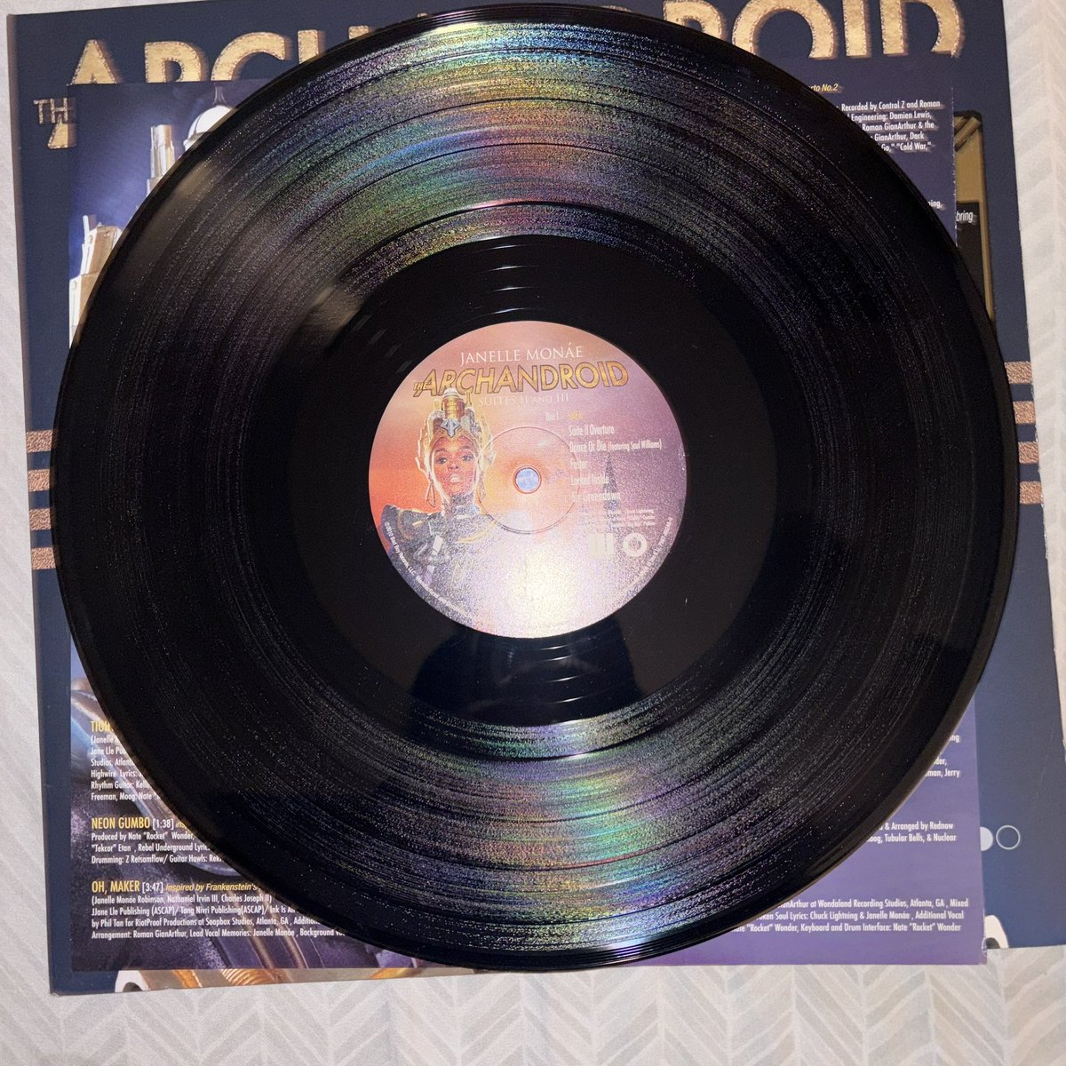 King_marmar98's tweet image. #forsale - Janelle Monáe - The ArchAndroid and The Electric Lady. 

Both albums are in EX condition.

Going for $210 (US SHIPPING INCL). I accept PayPal, Venmo, and CashApp.

Message me, If Interested. SERIOUS BUYERS ONLY!
#janellemonáe #vinyl #vinylrecords #vinylforsale